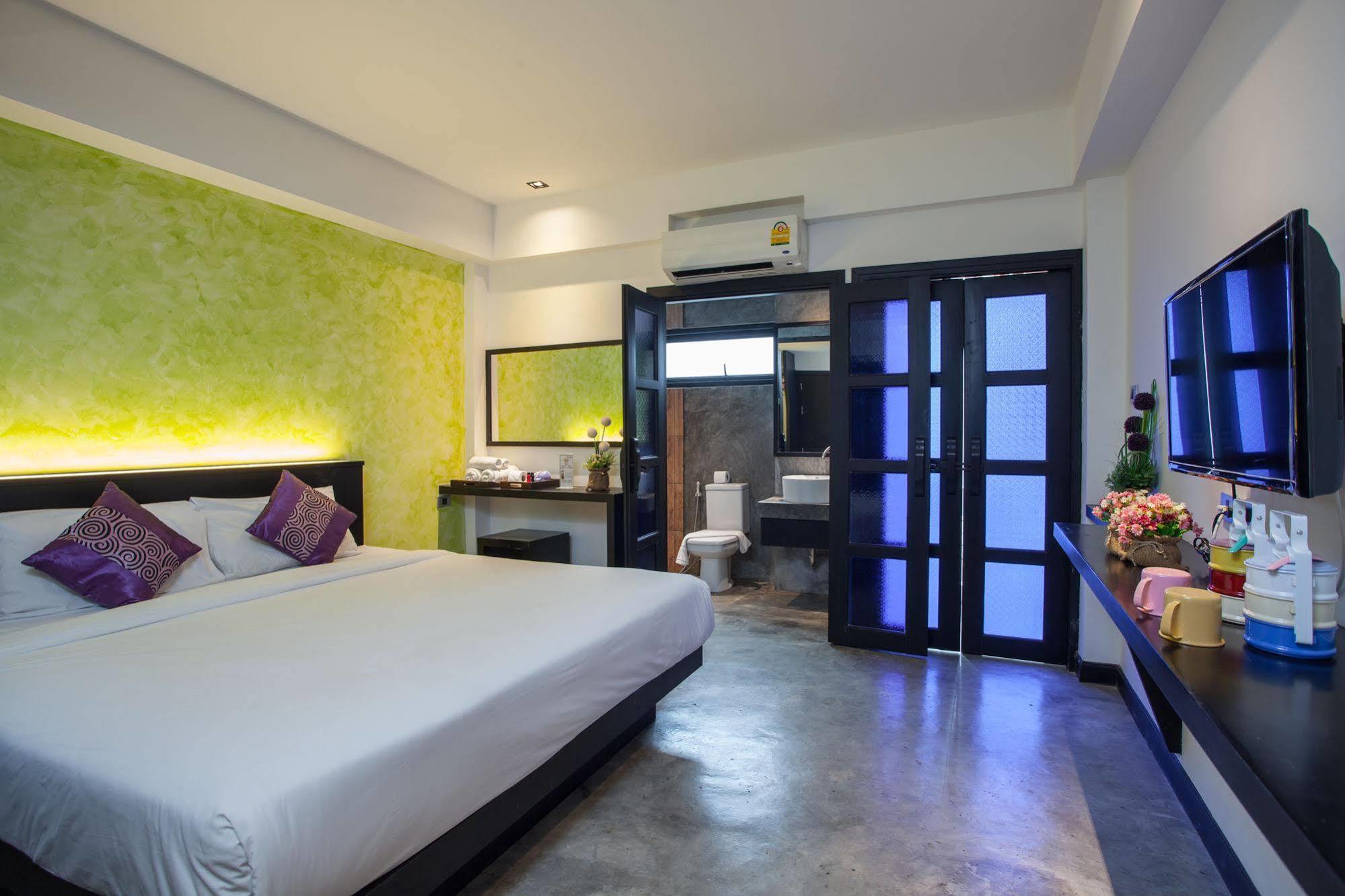 Patong Islanda Boutique Hotel מראה חיצוני תמונה