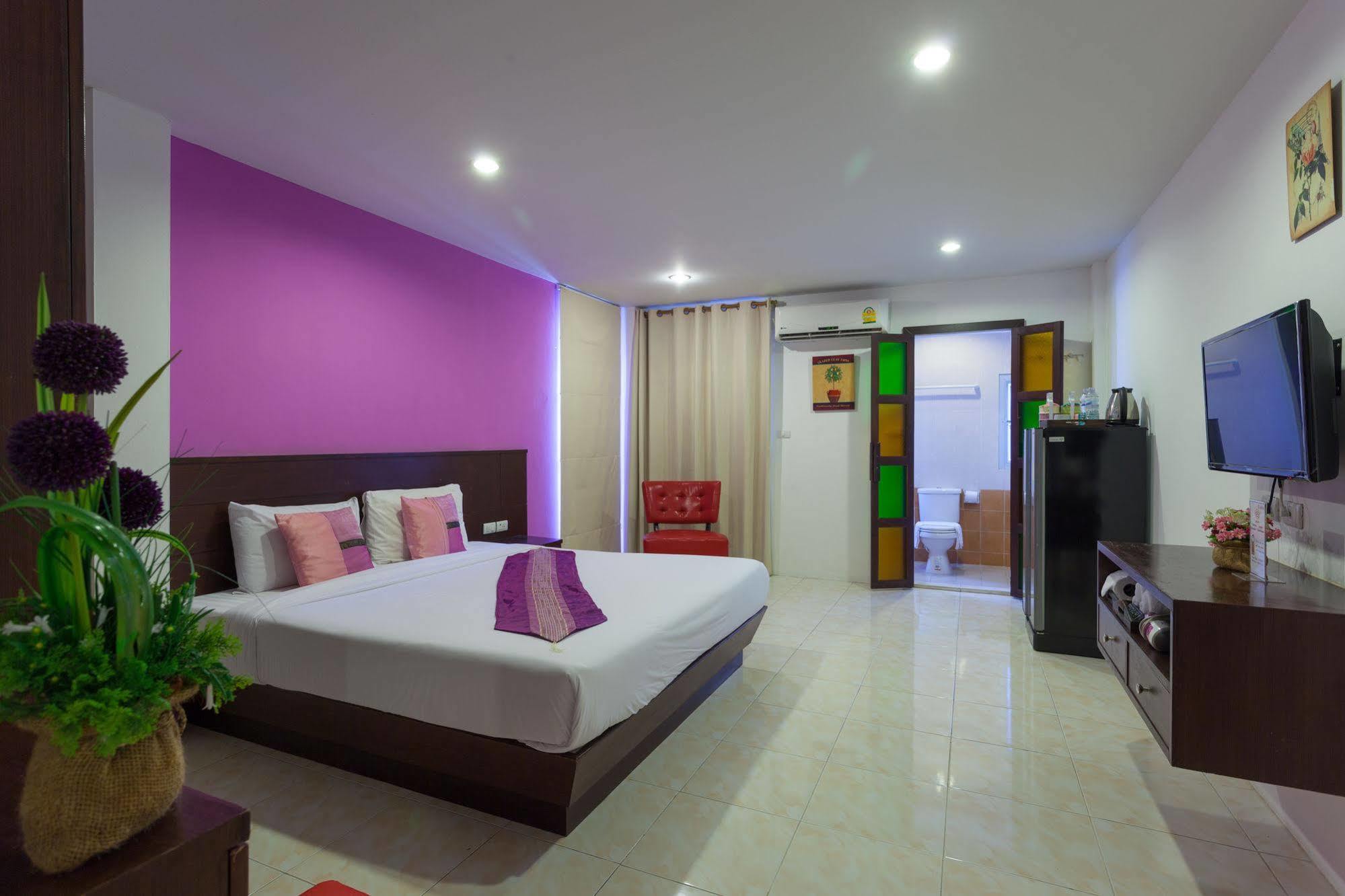 Patong Islanda Boutique Hotel מראה חיצוני תמונה