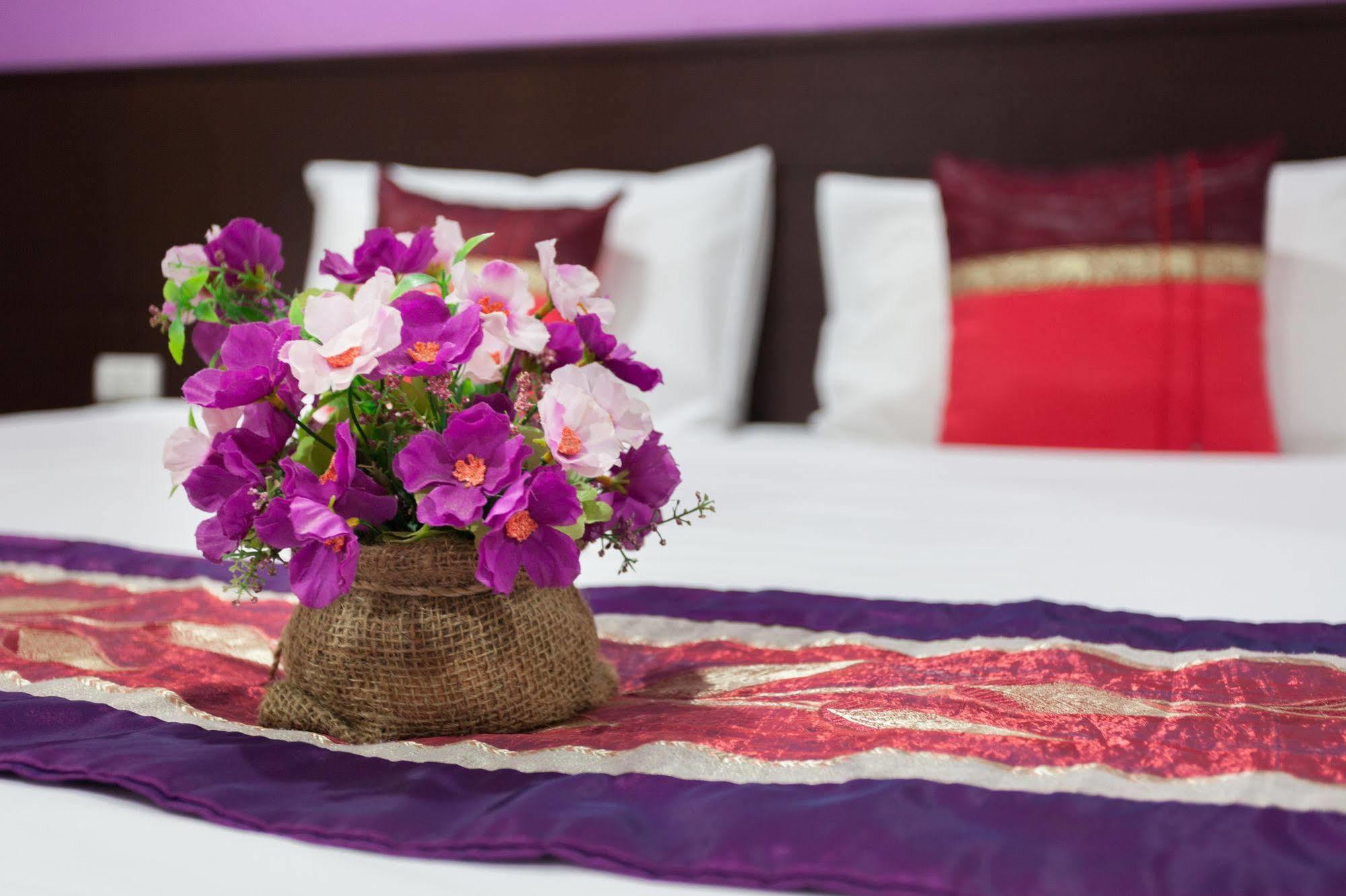 Patong Islanda Boutique Hotel מראה חיצוני תמונה