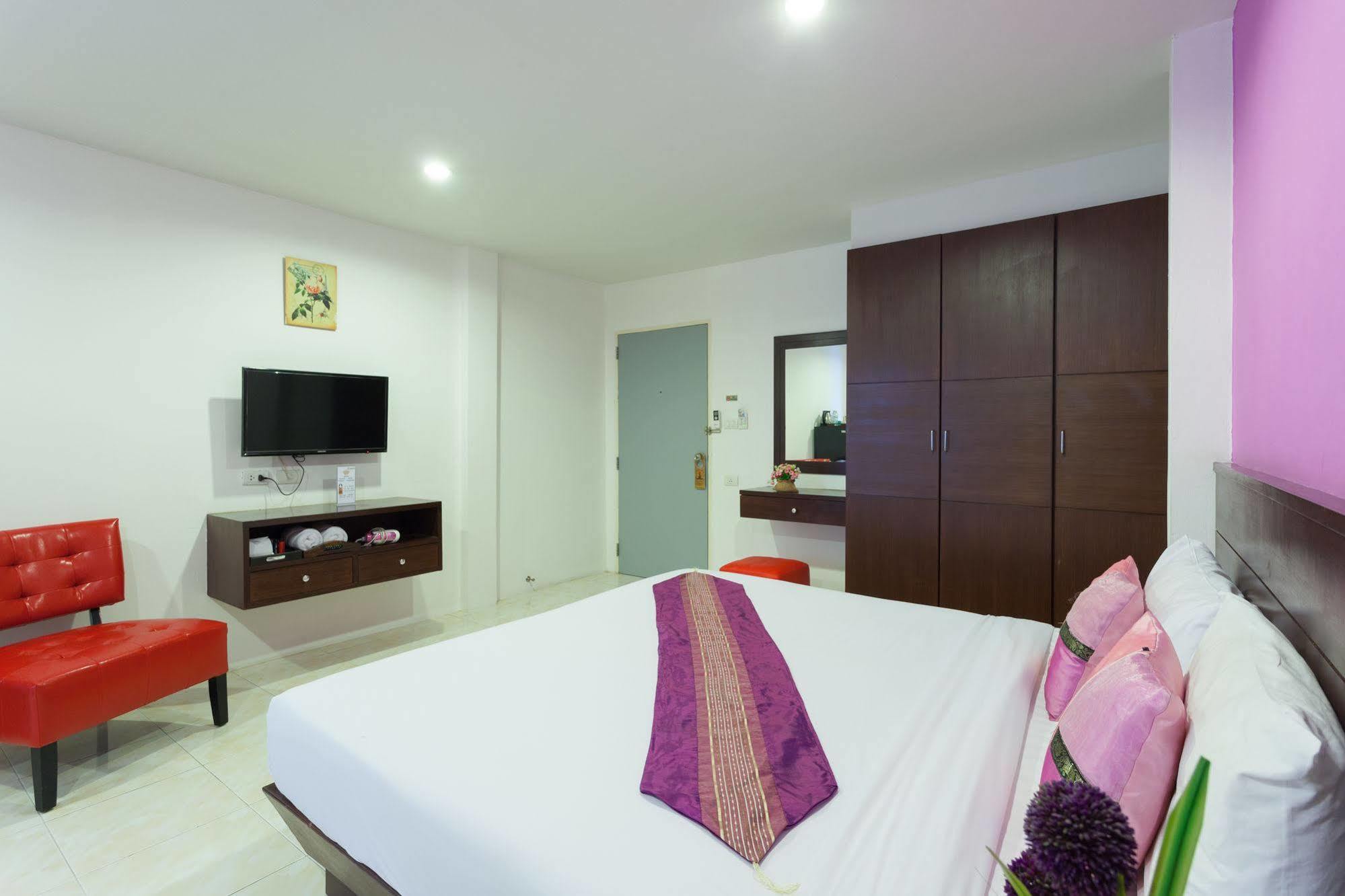 Patong Islanda Boutique Hotel מראה חיצוני תמונה